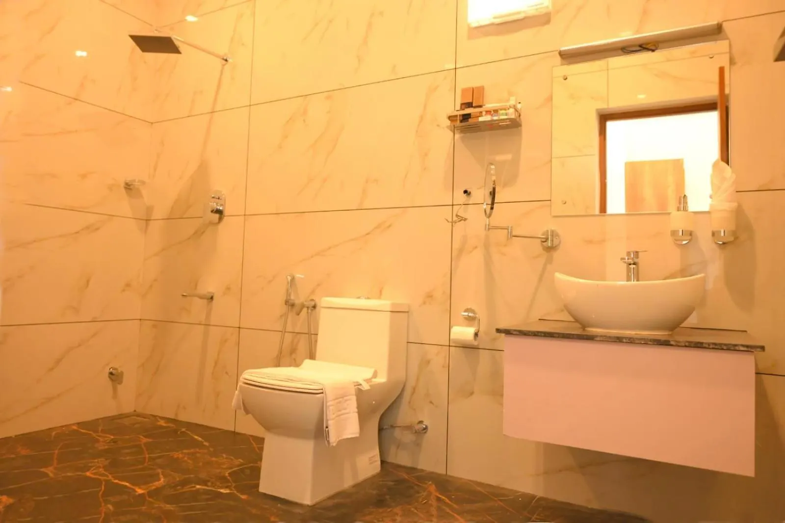 Karammoottil Palace Hotel Kottara India